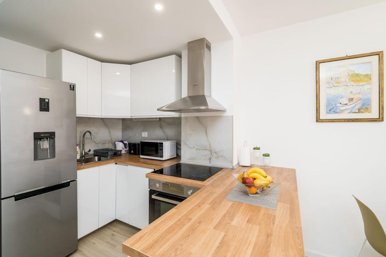 Apartment Nava - New And Spacious Gem - Free Parking Dubrovnik Eksteriør billede
