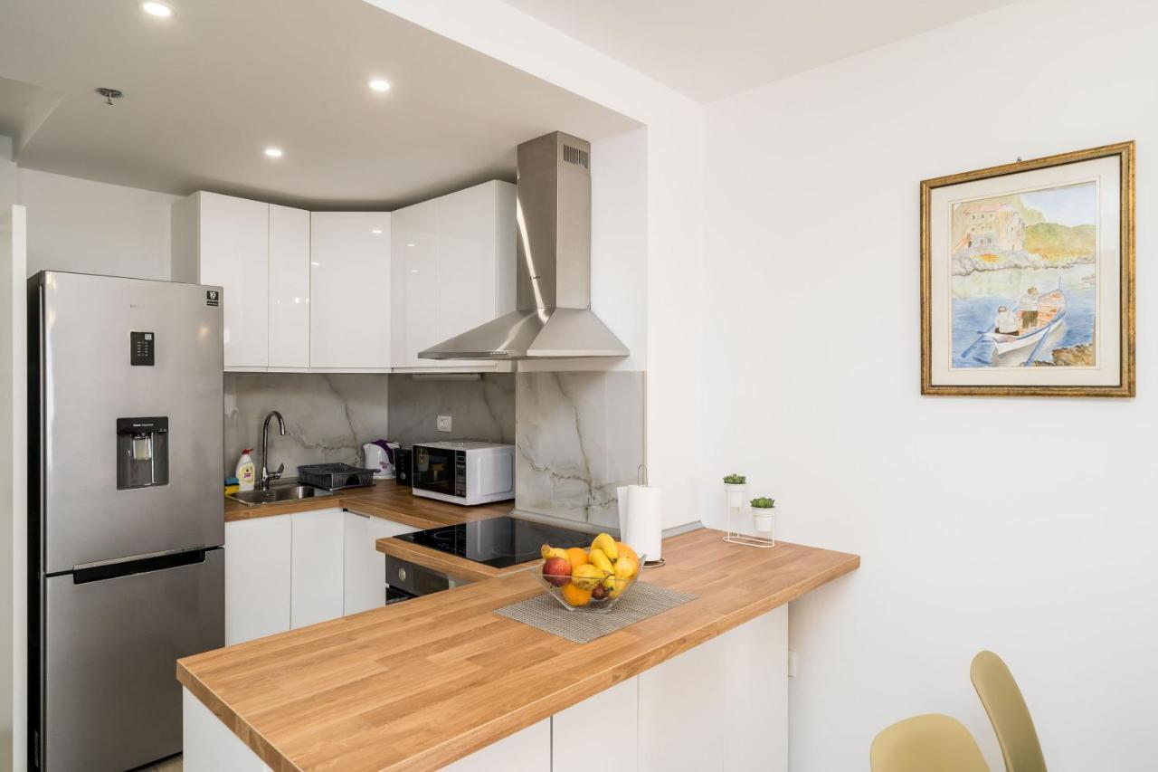Apartment Nava - New And Spacious Gem - Free Parking Dubrovnik Eksteriør billede